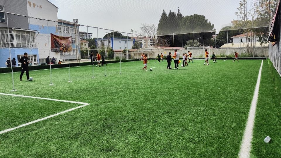 Ayrancılar Halı Saha, Ayrancılar Halı Saha Fiyatları, Ayrancılar Halısaha, Ayrancılar En Yakın Halı Saha