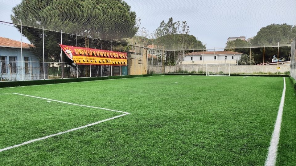 Metropark Halı Saha, Metropark Halı Saha Fiyatları, Metropark Halısaha, Metropark En Yakın Halı Saha