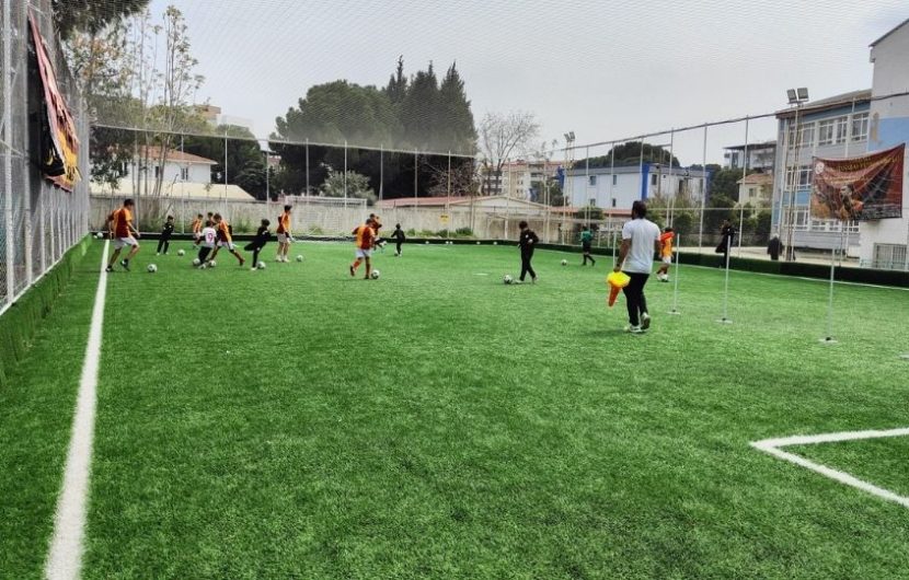 Torbalı Ertuğrul Halı Saha, Torbalı Ertuğrul Halı Saha Fiyatları, Torbalı Ertuğrul Halısaha, Torbalı Ertuğrul En Yakın Halı Saha