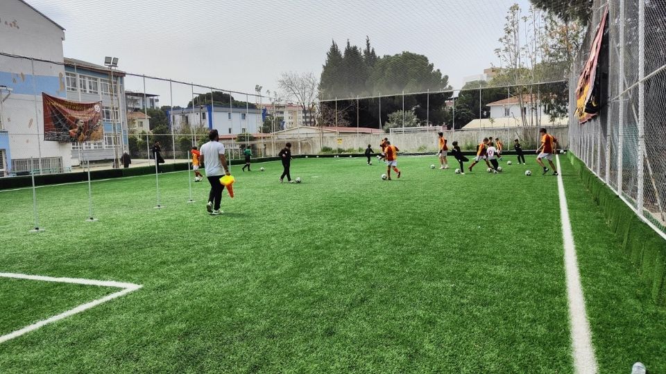 Torbalı Murat Bey Halı Saha, Torbalı Murat Bey Halı Saha Fiyatları, Torbalı Murat Bey Halısaha, Torbalı Murat Bey En Yakın Halı Saha